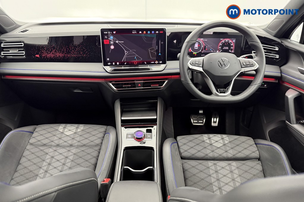 Volkswagen Tiguan R-Line Automatic Diesel SUV - Stock Number (1579881) - 1st supplementary image