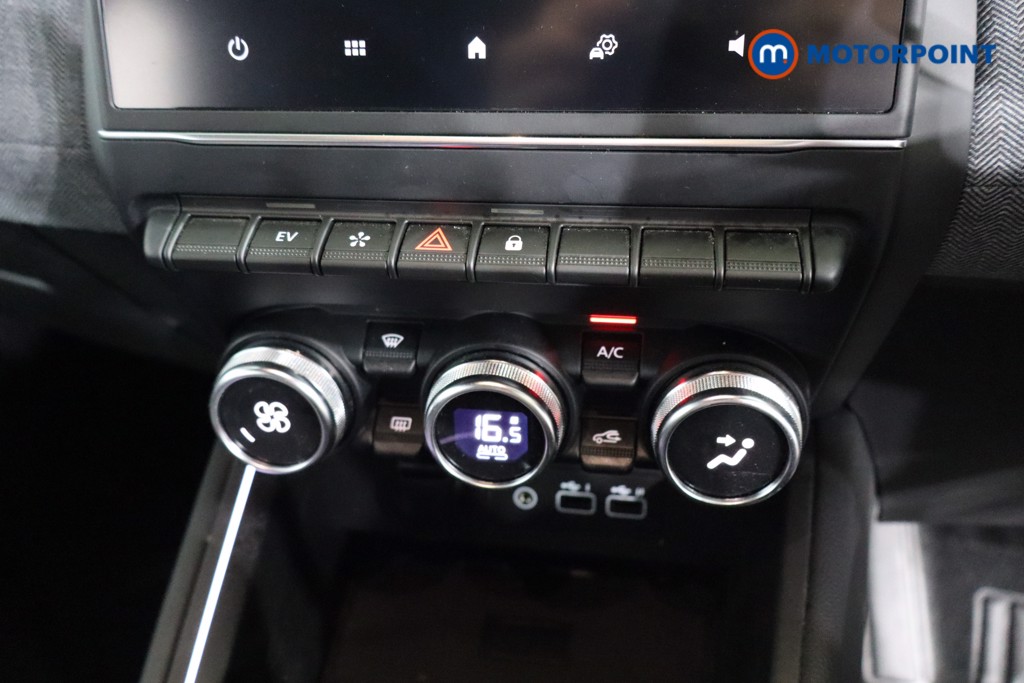 Renault Clio Techno Automatic Petrol-Electric Hybrid Hatchback - Stock Number (1579891) - 11th supplementary image