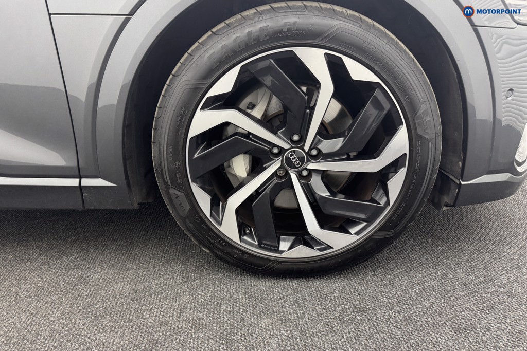 Audi E-Tron Black Edition Automatic Electric SUV - Stock Number (1579934) - 33rd supplementary image