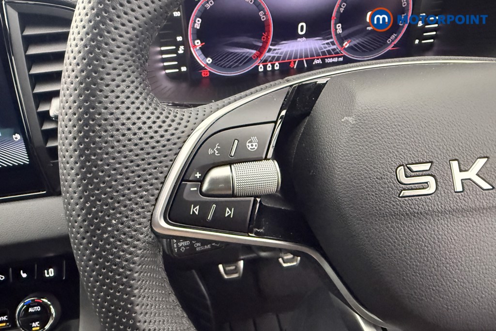 Skoda Karoq Sportline Edition Manual Petrol SUV - Stock Number (1580027) - 14th supplementary image