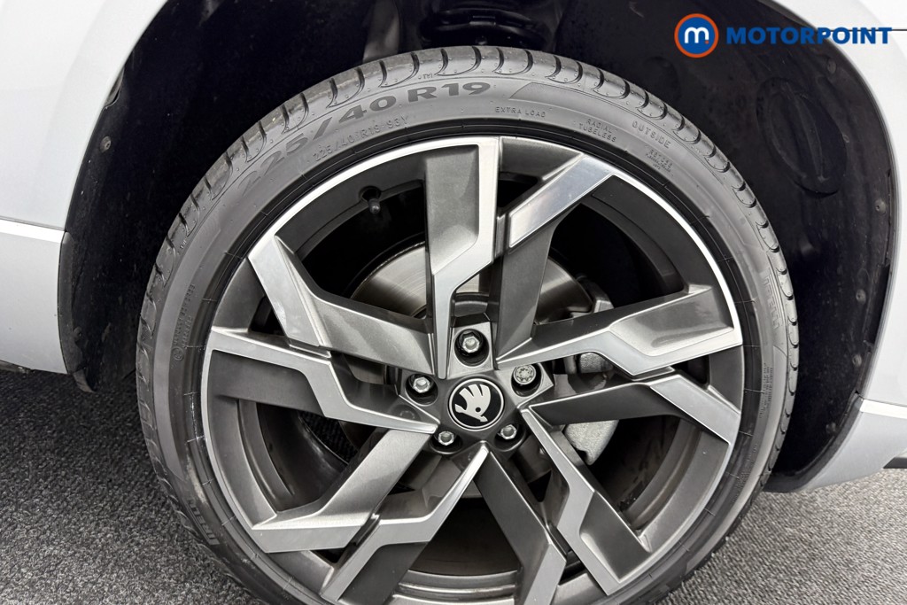 Skoda Karoq Sportline Edition Manual Petrol SUV - Stock Number (1580027) - 35th supplementary image