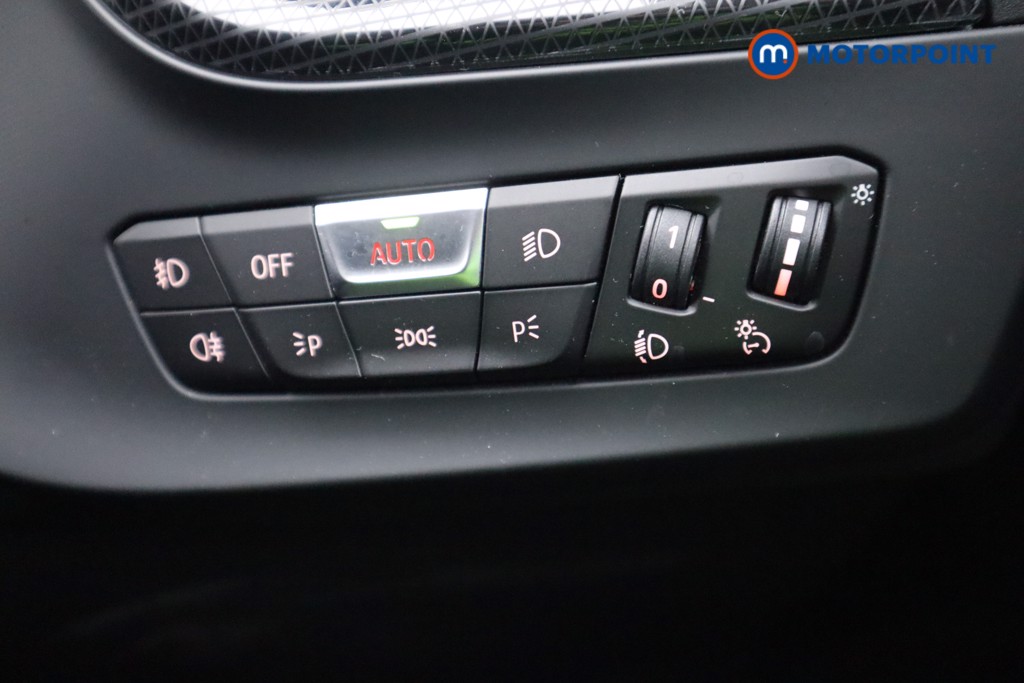 BMW 1 Series Sport Manual Petrol Hatchback - Stock Number (1580762) - 8th supplementary image