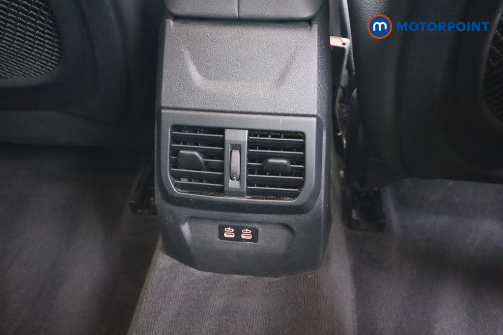 BMW 1 Series Sport Manual Petrol Hatchback - Stock Number (1580762) - 17th supplementary image