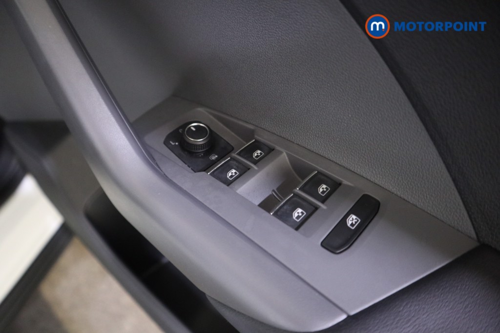 Volkswagen T-Cross SEL Manual Petrol SUV - Stock Number (1580926) - 10th supplementary image