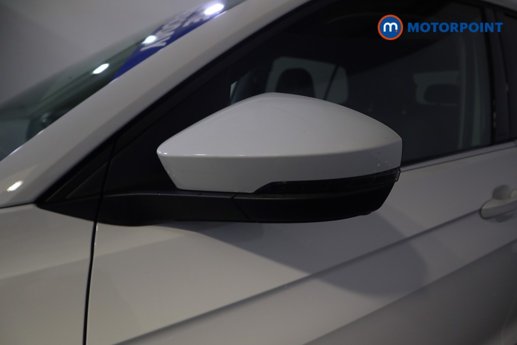 Volkswagen T-Cross SEL Manual Petrol SUV - Stock Number (1580926) - 23rd supplementary image