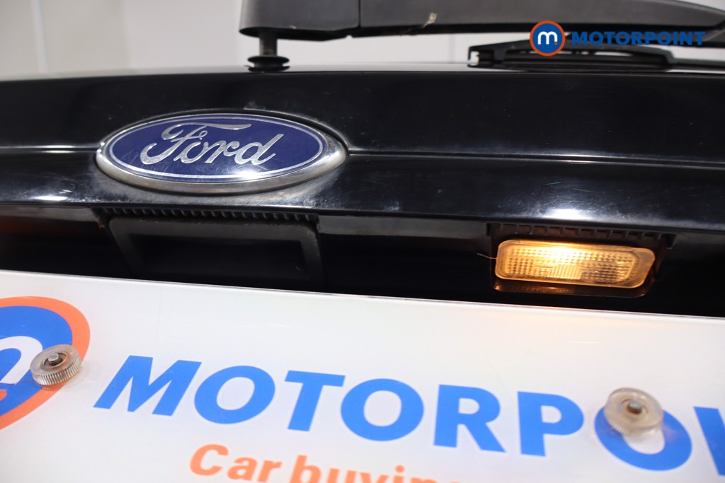 Ford Fiesta Zetec Manual Petrol Hatchback - Stock Number (1580938) - 33rd supplementary image