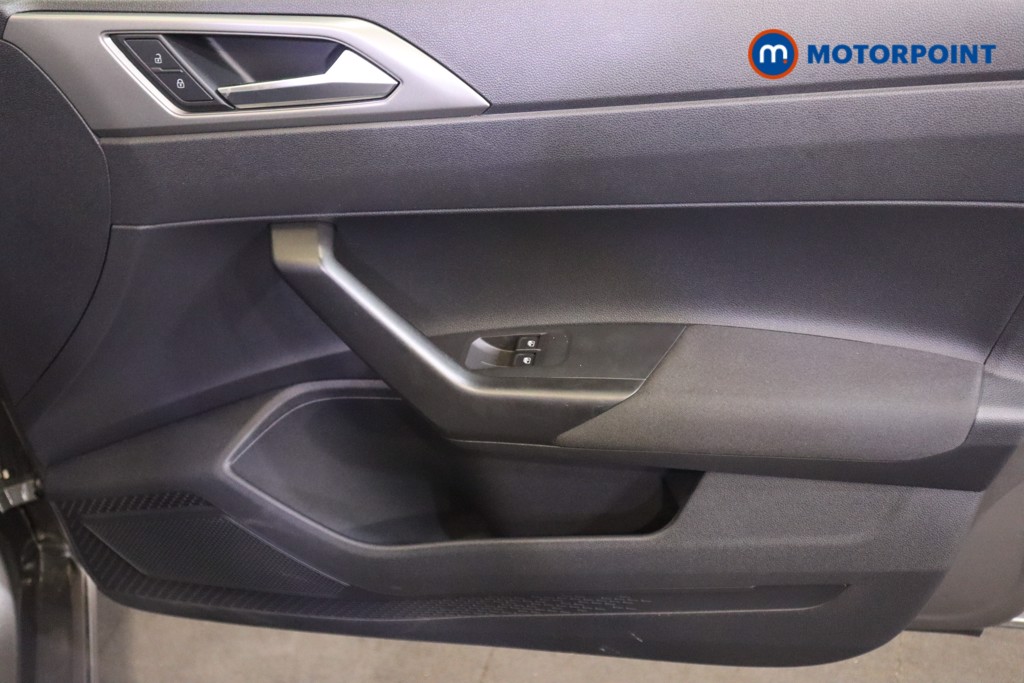 Volkswagen Polo S Manual Petrol Hatchback - Stock Number (1580950) - 13th supplementary image