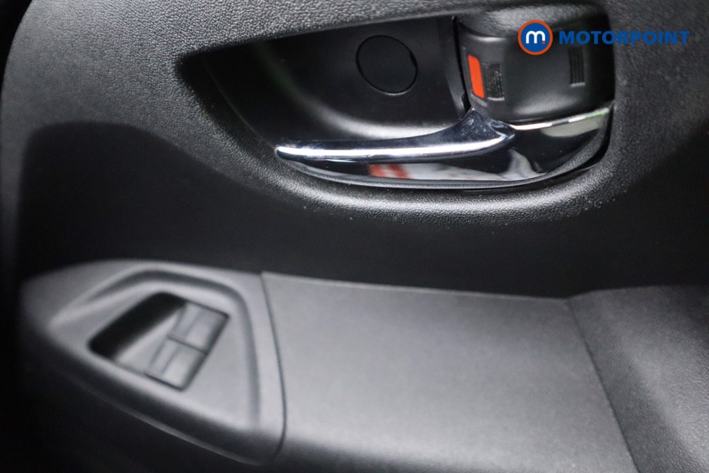 Toyota Aygo X-Play Manual Petrol Hatchback - Stock Number (1581107) - 10th supplementary image