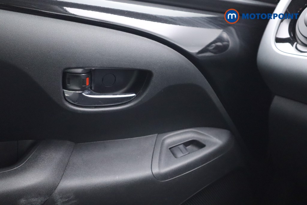 Toyota Aygo X-Play Manual Petrol Hatchback - Stock Number (1581107) - 11th supplementary image