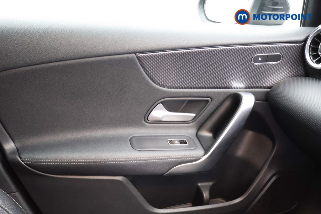 Mercedes-Benz A Class Sport Automatic Petrol Hatchback - Stock Number (1581240) - 9th supplementary image
