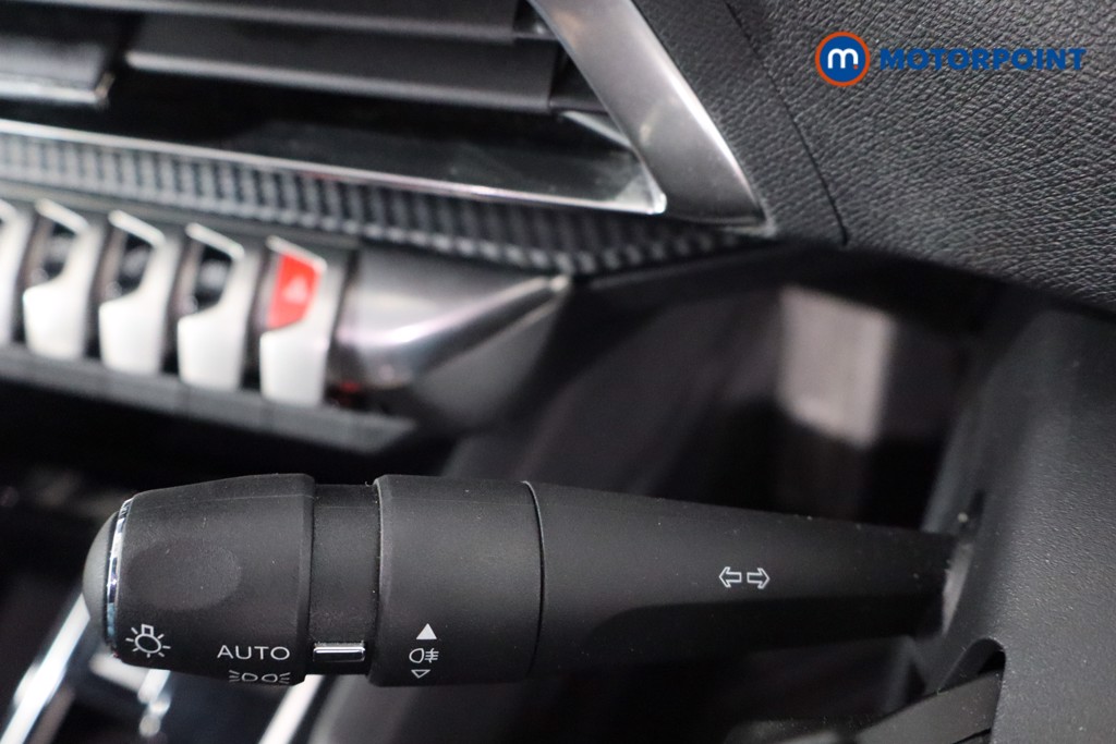 Peugeot 3008 Active Automatic Petrol Plug-In Hybrid SUV - Stock Number (1581357) - 17th supplementary image