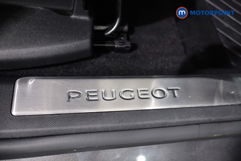 Peugeot 3008 Active Automatic Petrol Plug-In Hybrid SUV - Stock Number (1581357) - 21st supplementary image