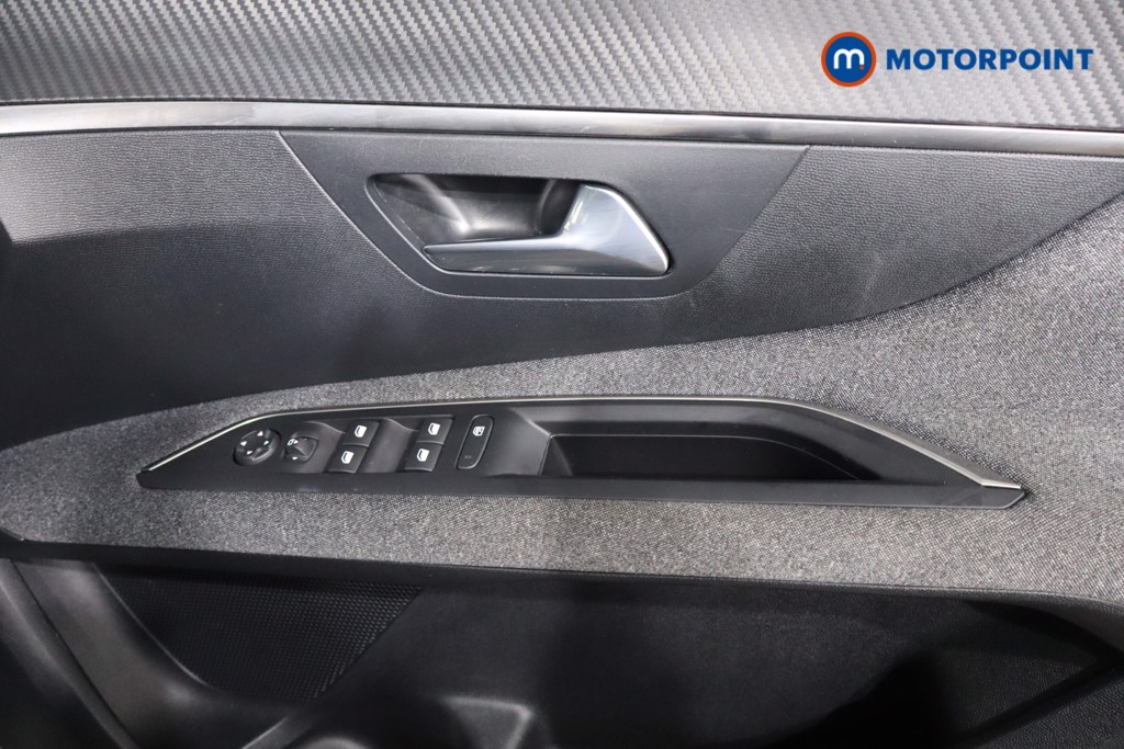 Peugeot 3008 Active Automatic Petrol Plug-In Hybrid SUV - Stock Number (1581357) - 22nd supplementary image
