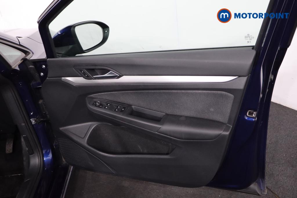 Volkswagen Golf Life Manual Petrol Hatchback - Stock Number (1581359) - 9th supplementary image