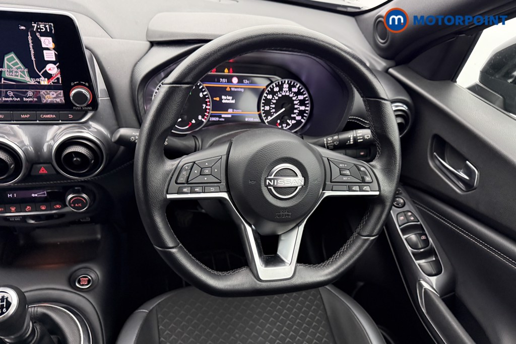 Nissan Juke N-Connecta Manual Petrol SUV - Stock Number (1581372) - 3rd supplementary image