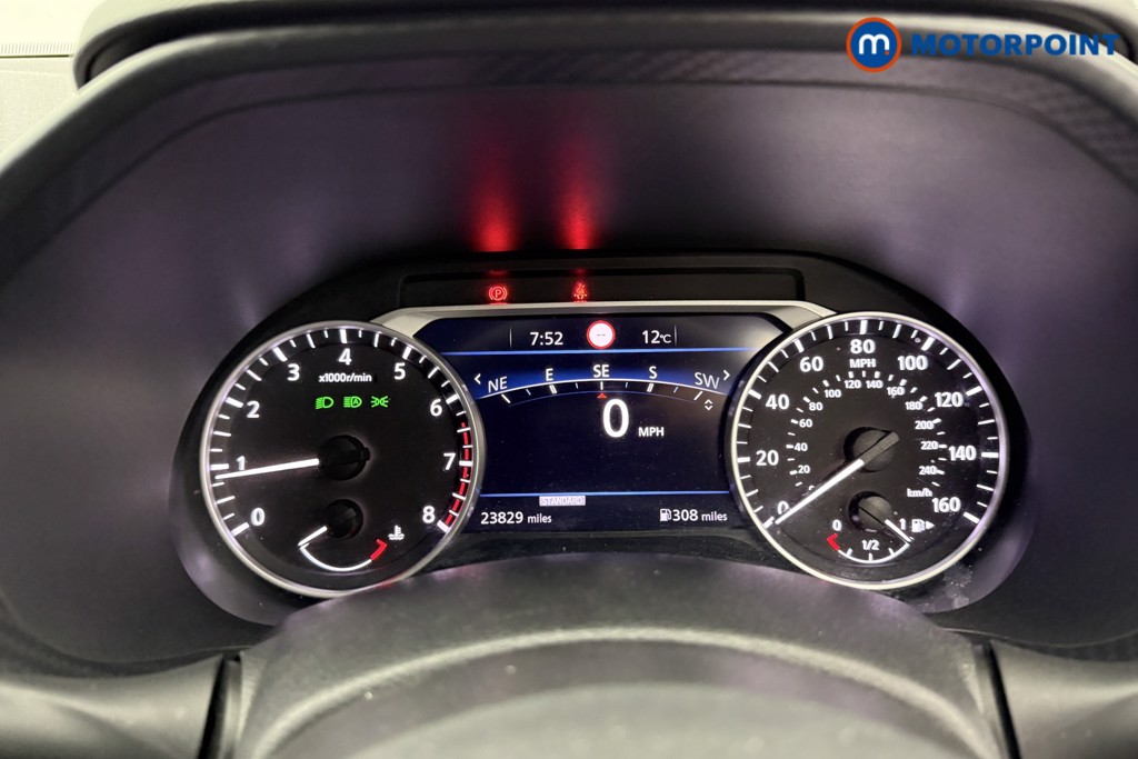 Nissan Juke N-Connecta Manual Petrol SUV - Stock Number (1581372) - 5th supplementary image