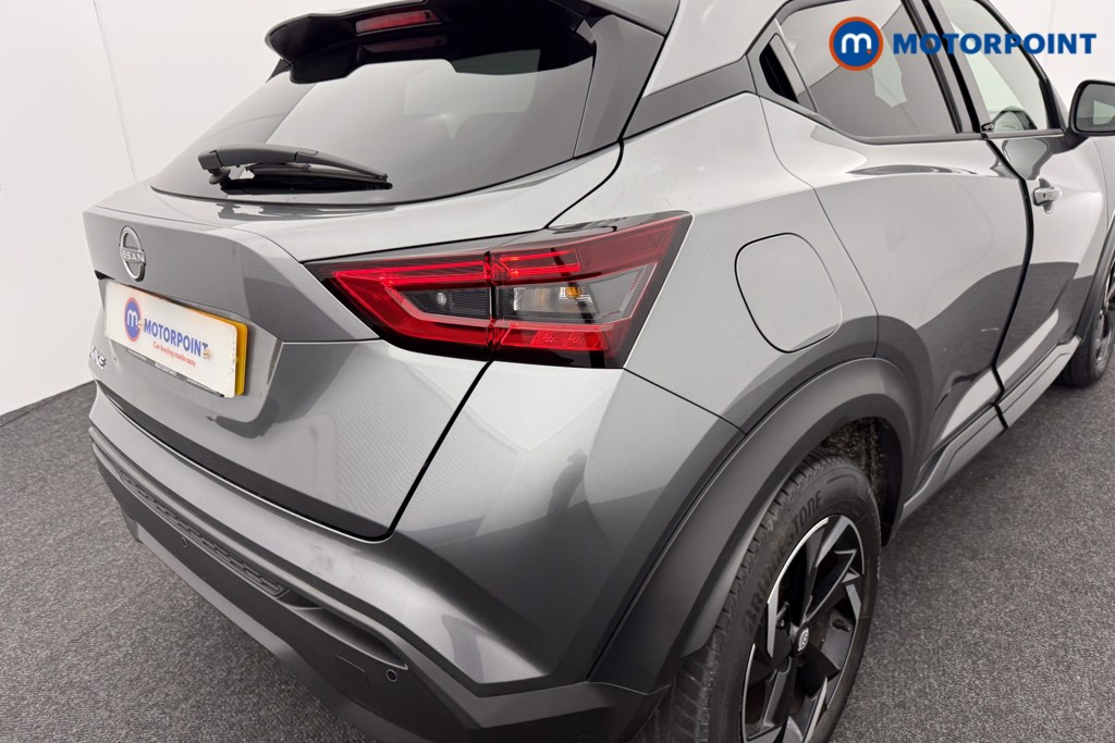 Nissan Juke N-Connecta Manual Petrol SUV - Stock Number (1581372) - 27th supplementary image