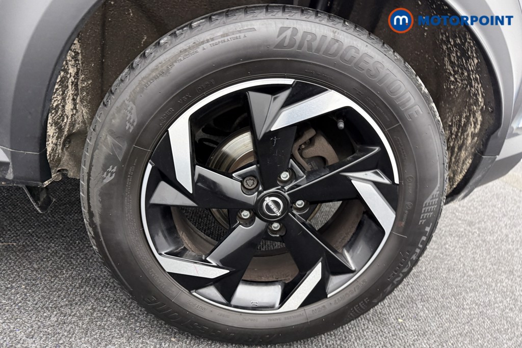 Nissan Juke N-Connecta Manual Petrol SUV - Stock Number (1581372) - 31st supplementary image