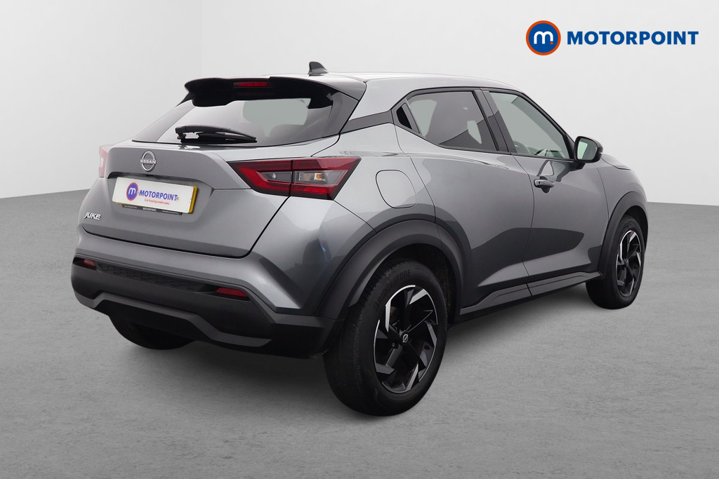 Nissan Juke N-Connecta Manual Petrol SUV - Stock Number (1581372) - Drivers side rear corner