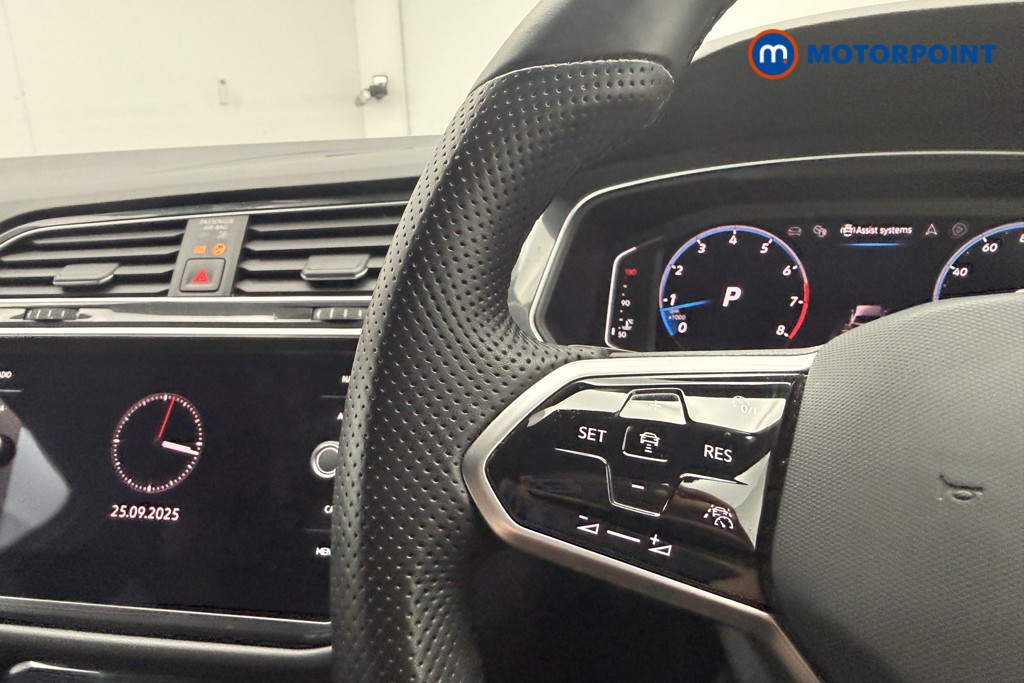 Volkswagen Tiguan R-Line Automatic Petrol SUV - Stock Number (1581433) - 7th supplementary image