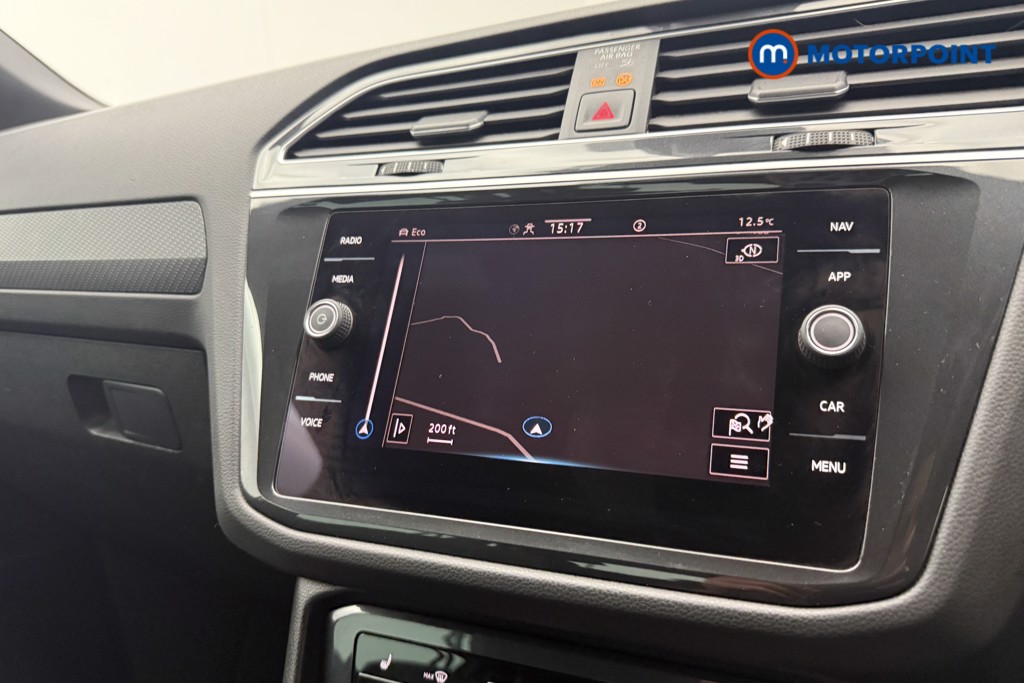 Volkswagen Tiguan R-Line Automatic Petrol SUV - Stock Number (1581433) - 11th supplementary image