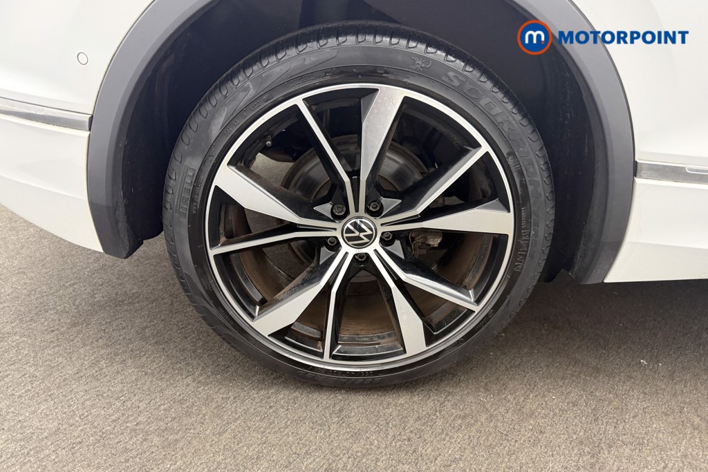 Volkswagen Tiguan R-Line Automatic Petrol SUV - Stock Number (1581433) - 23rd supplementary image