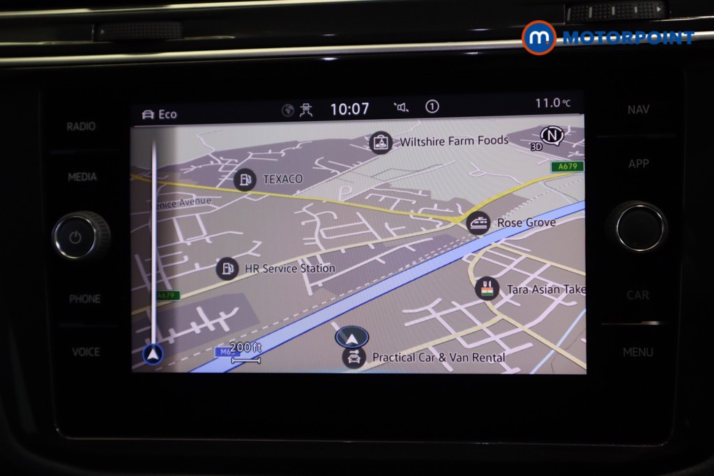 Volkswagen Tiguan R-Line Automatic Petrol SUV - Stock Number (1581436) - 2nd supplementary image