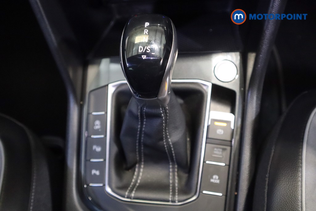 Volkswagen Tiguan R-Line Automatic Petrol SUV - Stock Number (1581436) - 5th supplementary image