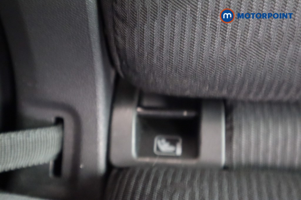Volkswagen Tiguan R-Line Automatic Petrol SUV - Stock Number (1581436) - 28th supplementary image