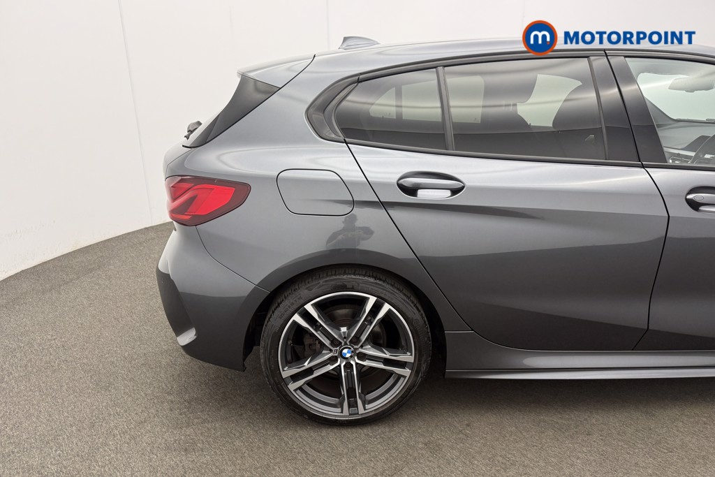 BMW 1 Series M Sport Manual Diesel Hatchback - Stock Number (1581749) - 8th supplementary image