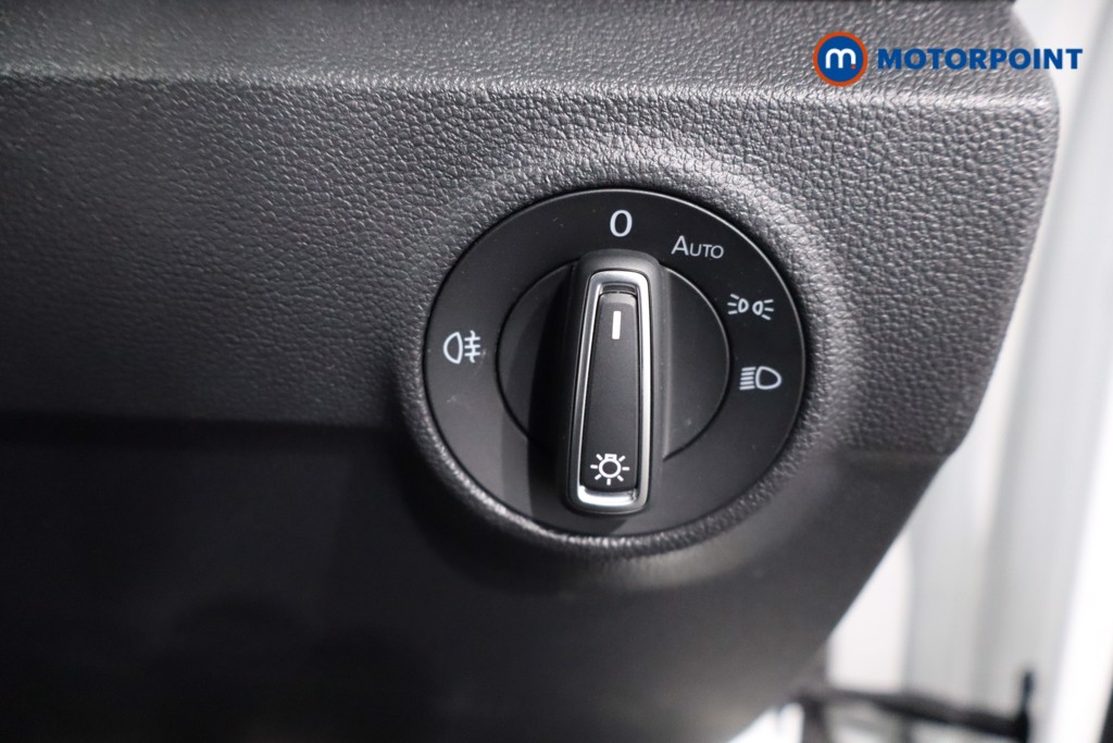 Volkswagen T-Roc R-Line Manual Petrol SUV - Stock Number (1581792) - 21st supplementary image