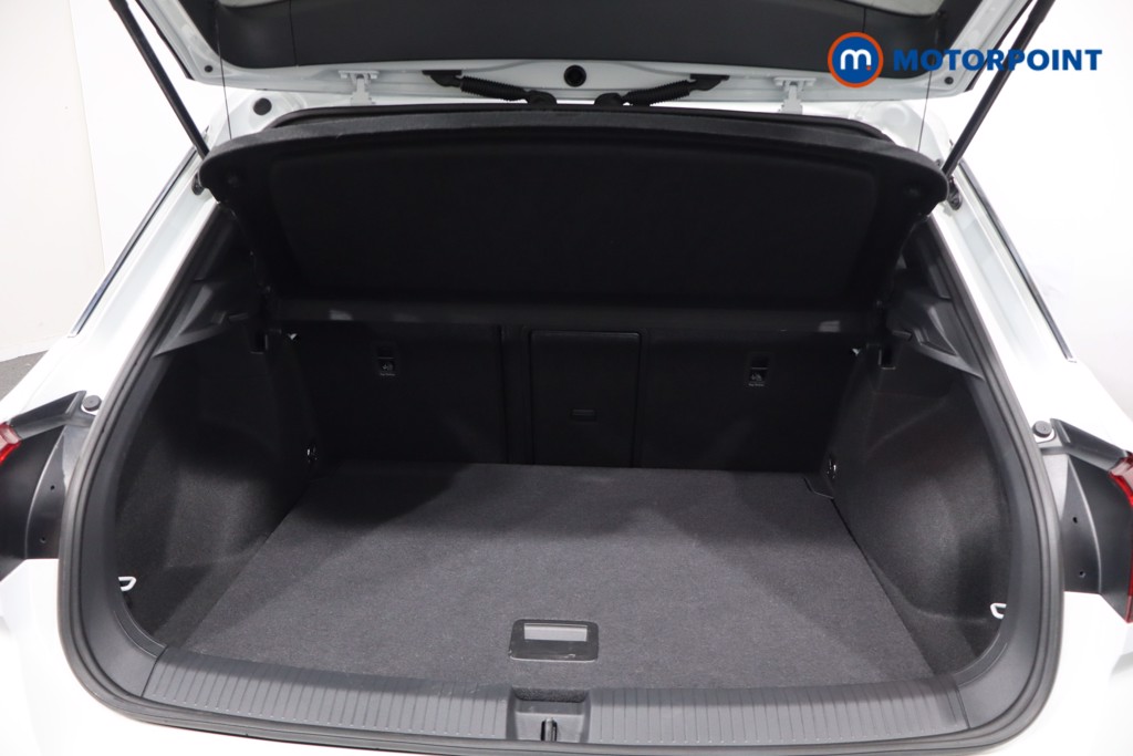 Volkswagen T-Roc R-Line Manual Petrol SUV - Stock Number (1581792) - 38th supplementary image