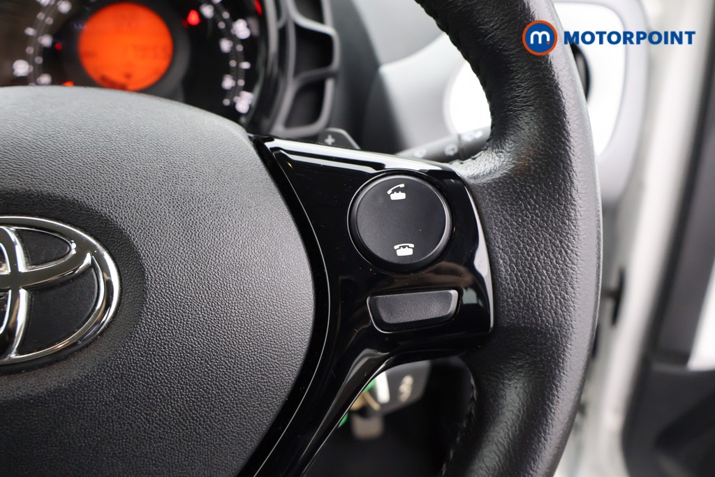 Toyota Aygo X-Play Automatic Petrol Hatchback - Stock Number (1581810) - 3rd supplementary image
