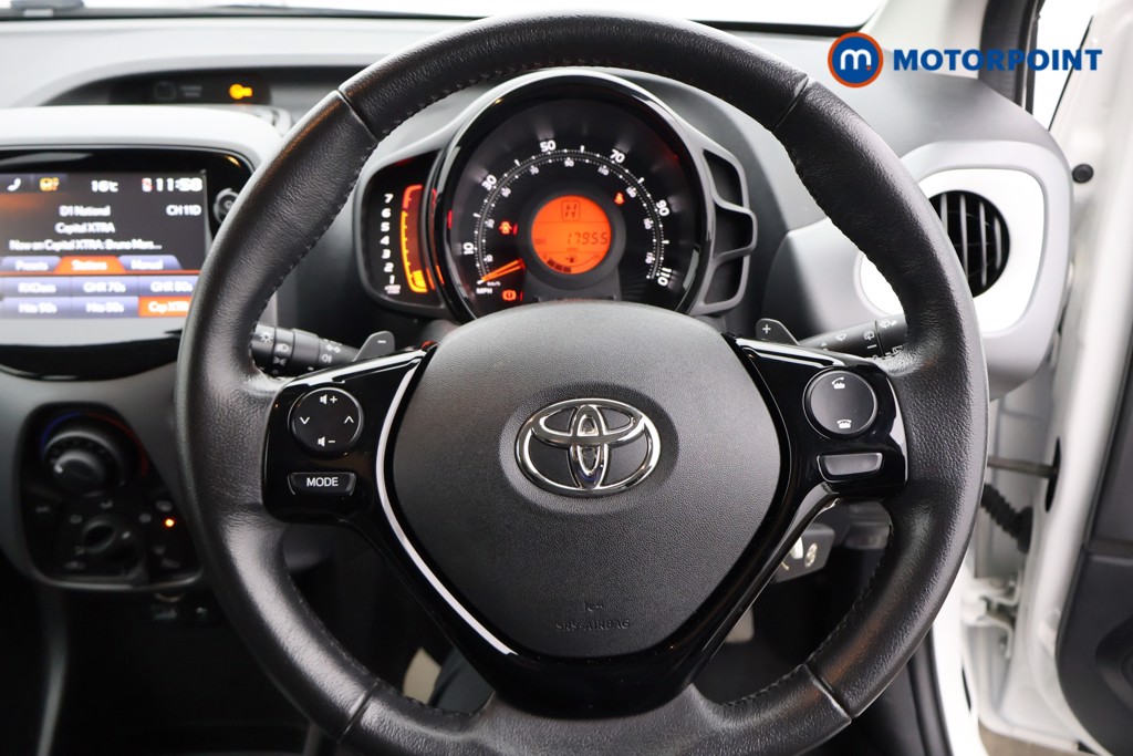 Toyota Aygo X-Play Automatic Petrol Hatchback - Stock Number (1581810) - 1st supplementary image