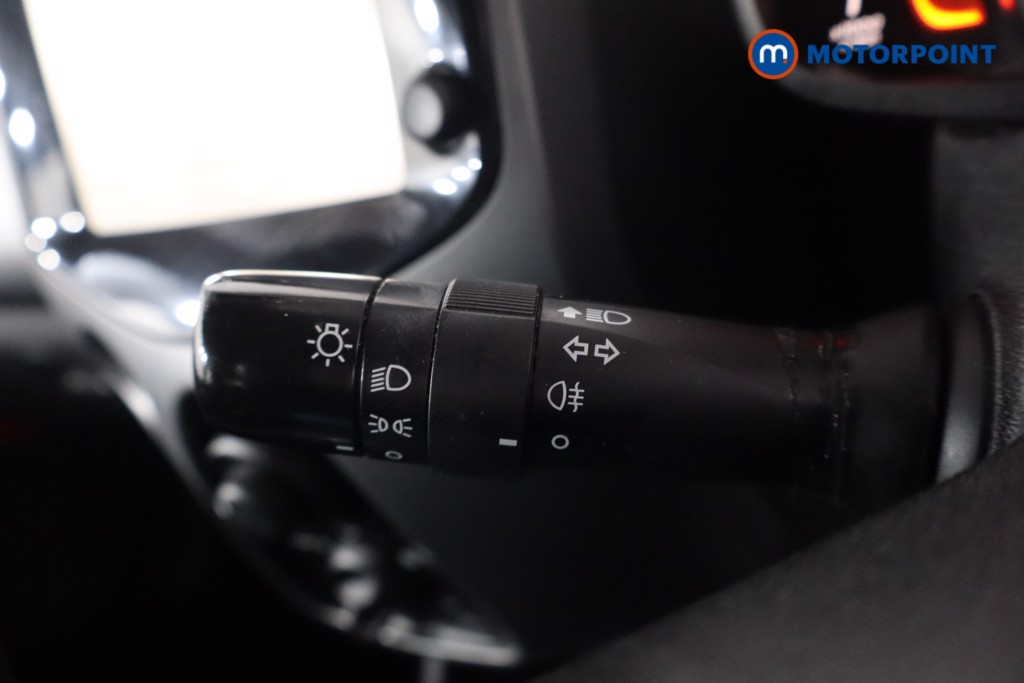 Toyota Aygo X-Play Manual Petrol Hatchback - Stock Number (1581886) - 18th supplementary image