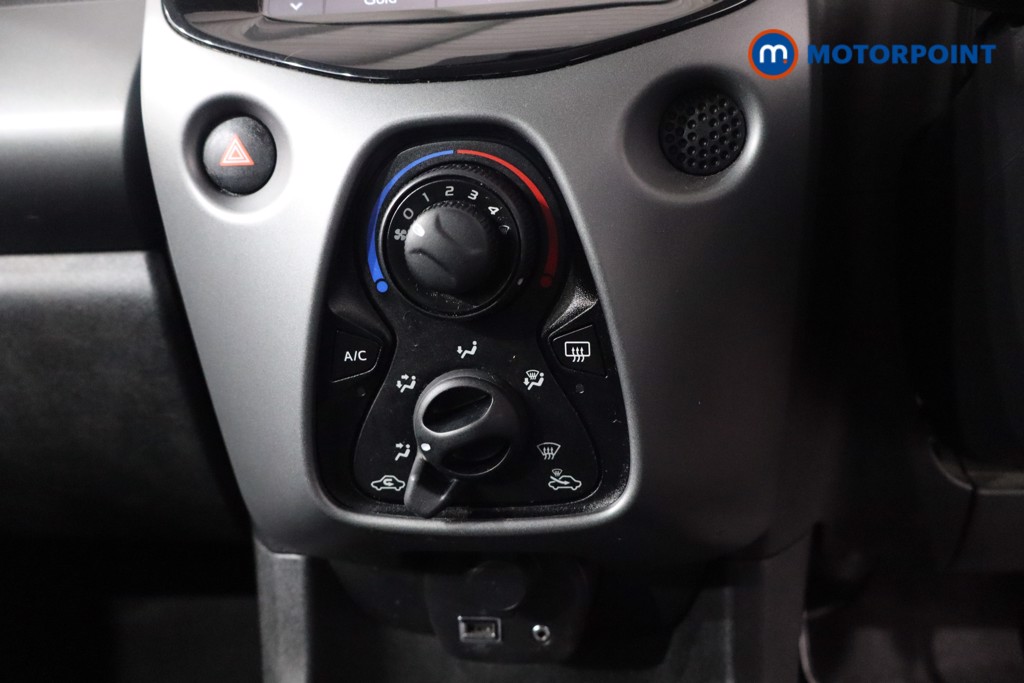 Toyota Aygo X-Play Manual Petrol Hatchback - Stock Number (1581886) - 19th supplementary image