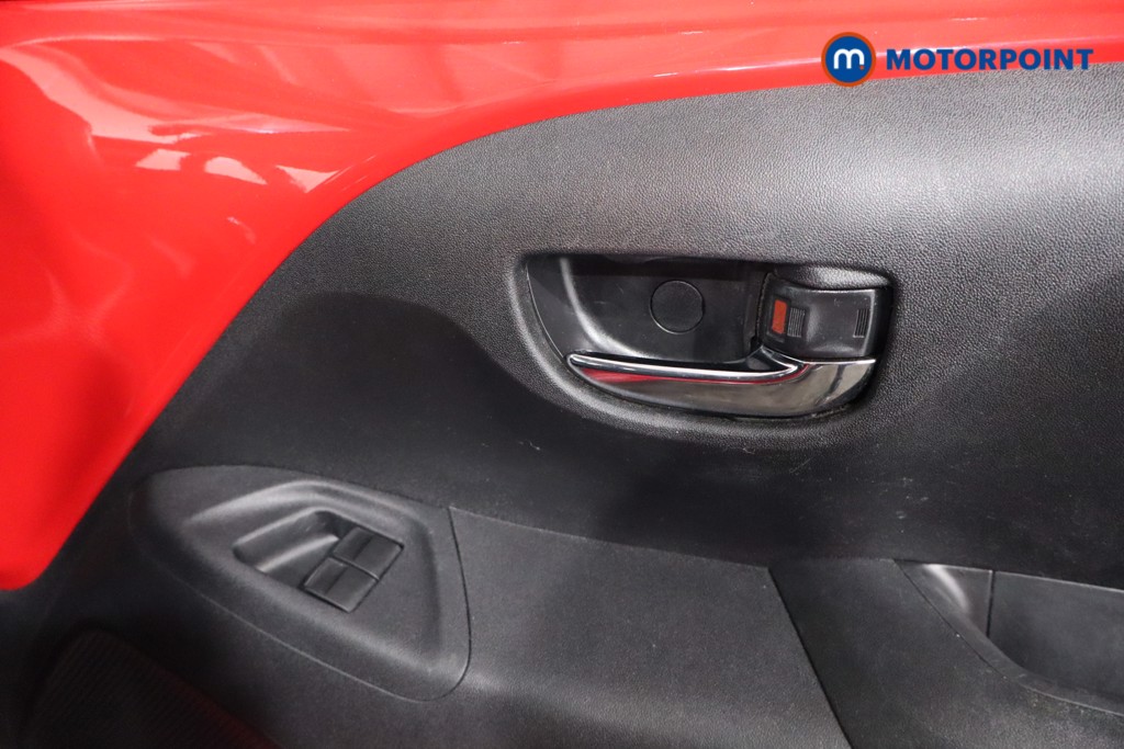 Toyota Aygo X-Play Manual Petrol Hatchback - Stock Number (1581886) - 21st supplementary image