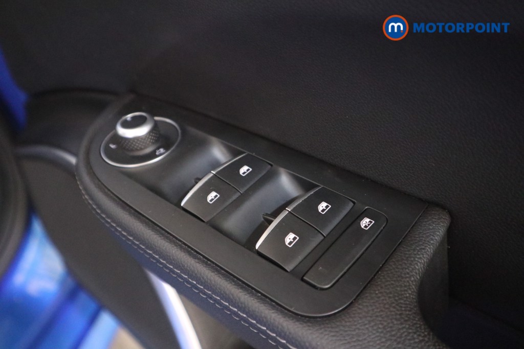 Alfa Romeo Giulia Veloce Automatic Petrol Saloon - Stock Number (1582302) - 11th supplementary image