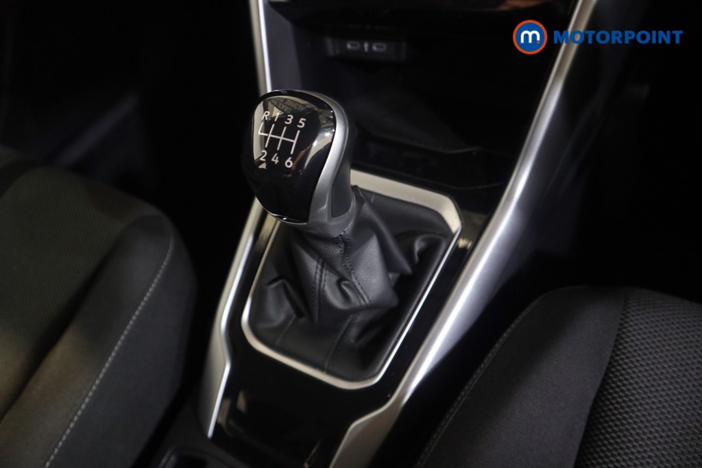Volkswagen T-Roc Life Manual Petrol SUV - Stock Number (1582309) - 8th supplementary image