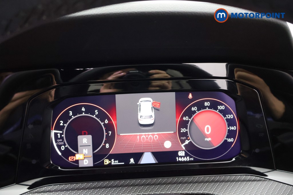 Volkswagen Golf R-Line Automatic Petrol Hatchback - Stock Number (1582372) - 4th supplementary image