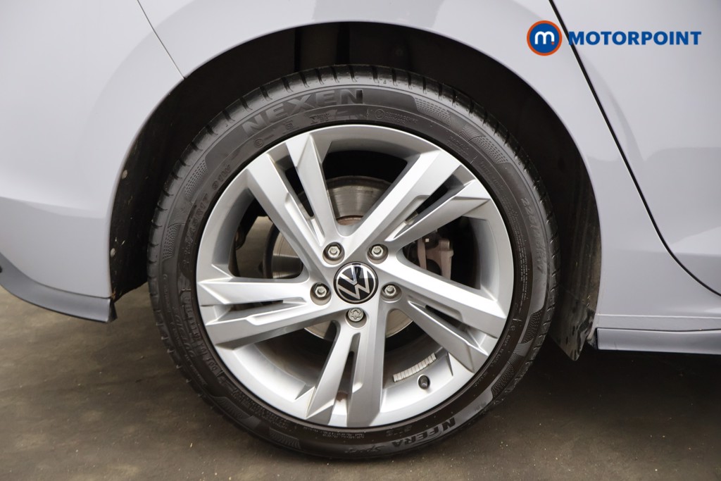Volkswagen Golf R-Line Automatic Petrol Hatchback - Stock Number (1582372) - 16th supplementary image
