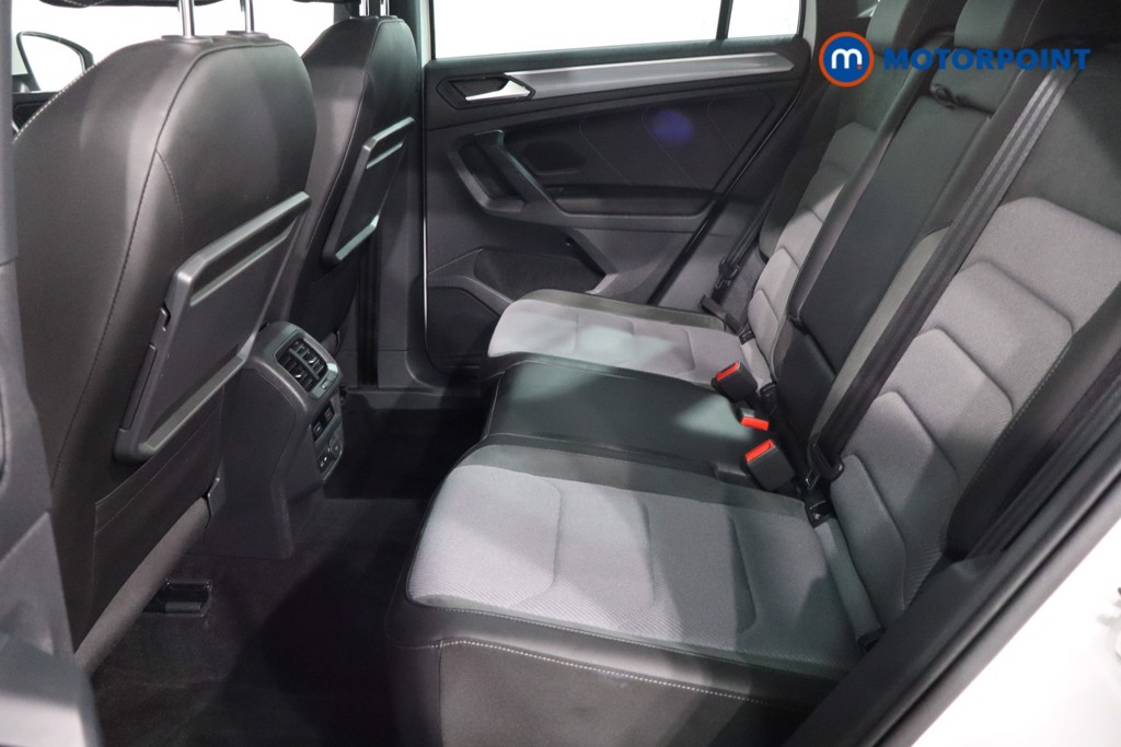 Volkswagen Tiguan R-Line Automatic Diesel SUV - Stock Number (1582512) - 5th supplementary image