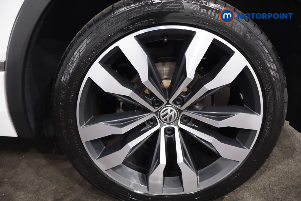 Volkswagen Tiguan R-Line Automatic Diesel SUV - Stock Number (1582512) - 12th supplementary image