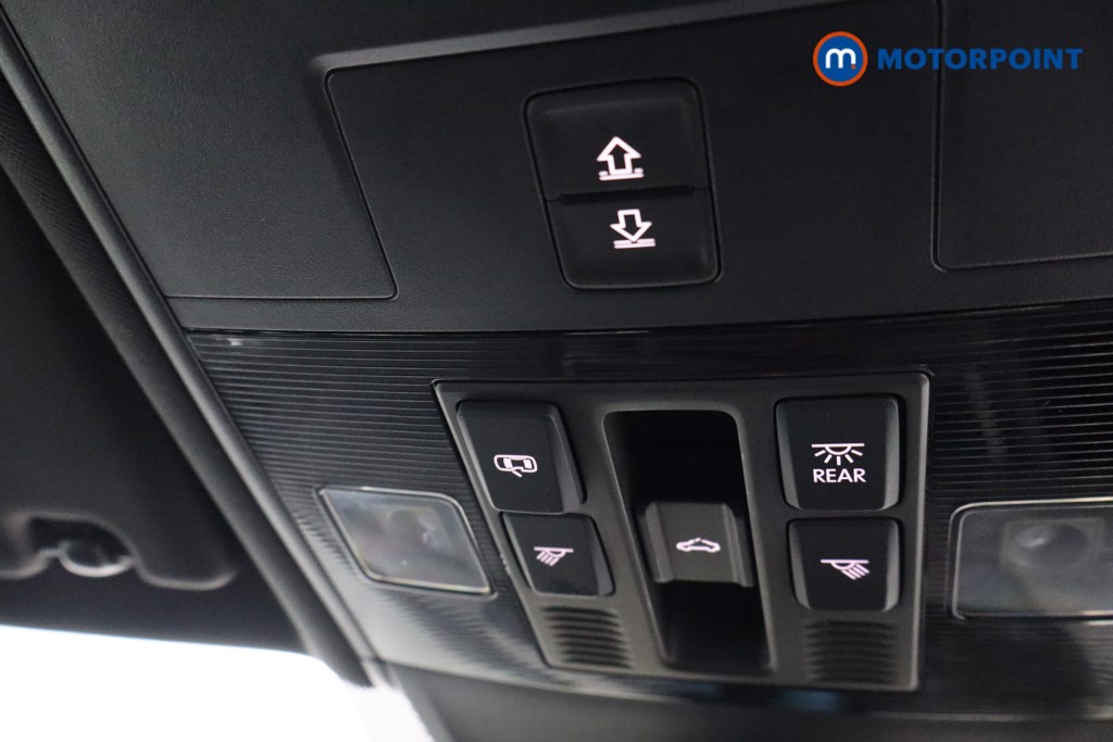 Volkswagen Tiguan R-Line Automatic Diesel SUV - Stock Number (1582512) - 18th supplementary image