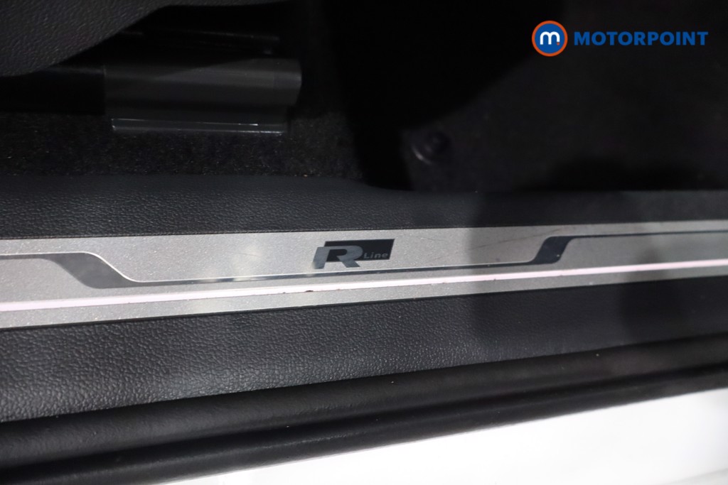 Volkswagen Tiguan R-Line Automatic Diesel SUV - Stock Number (1582512) - 21st supplementary image