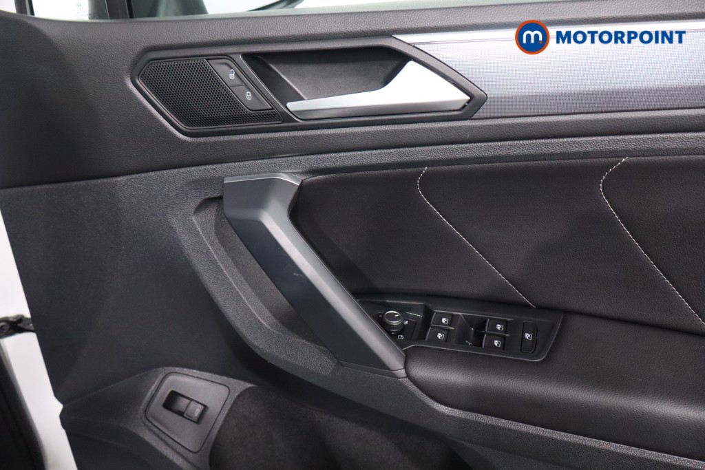 Volkswagen Tiguan R-Line Automatic Diesel SUV - Stock Number (1582512) - 22nd supplementary image