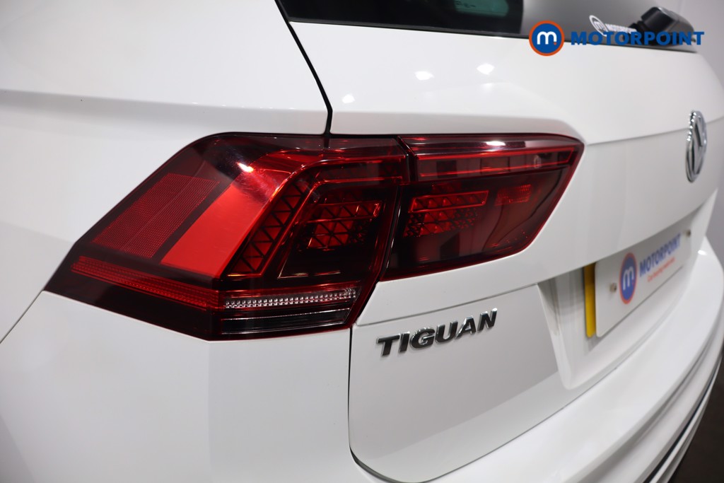 Volkswagen Tiguan R-Line Automatic Diesel SUV - Stock Number (1582512) - 33rd supplementary image