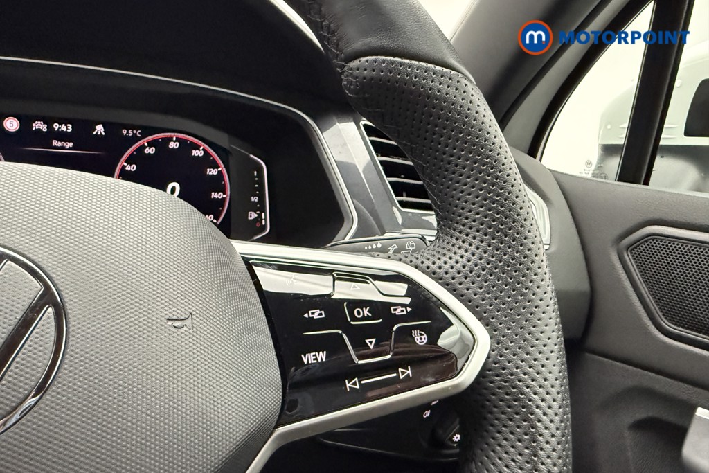 Volkswagen Tiguan R-Line Automatic Petrol SUV - Stock Number (1582587) - 9th supplementary image