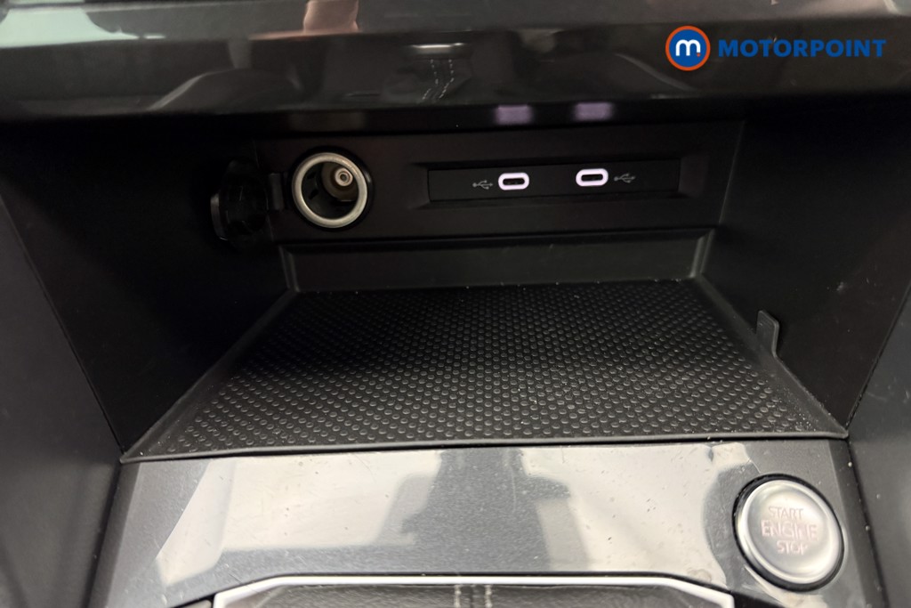 Volkswagen Tiguan R-Line Automatic Petrol SUV - Stock Number (1582587) - 15th supplementary image