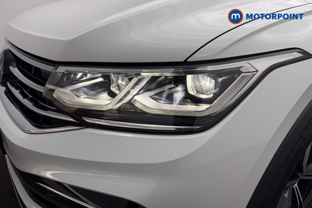 Volkswagen Tiguan R-Line Automatic Petrol SUV - Stock Number (1582587) - 25th supplementary image